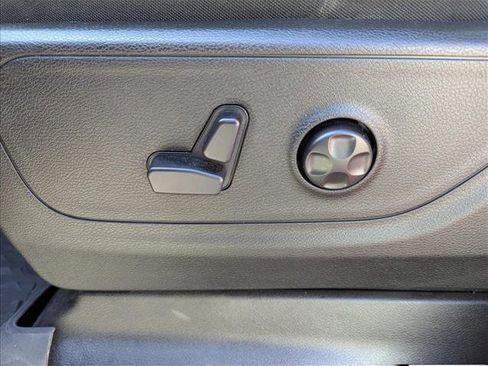 Used 2020 RAM 1500 Big Horn image 10