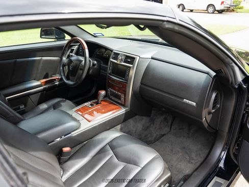 Used 2006 Cadillac XLR RWD image 82