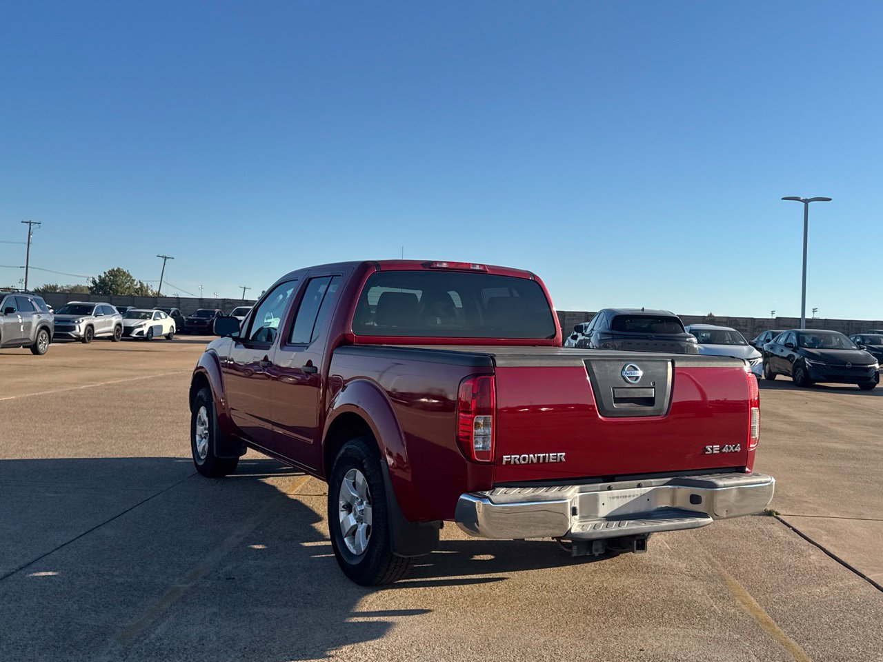 Used 2010 Nissan Frontier SE AWD/4WD image 22