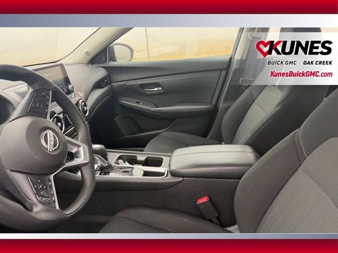 Used 2024 Nissan Sentra SV image 7