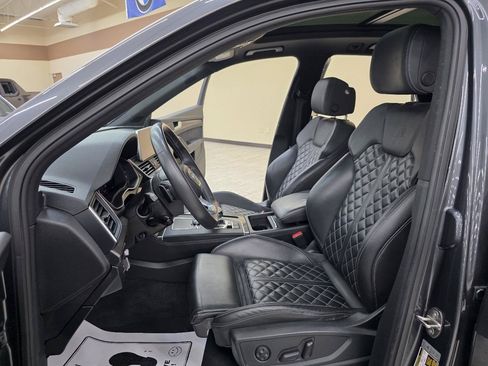 Used 2020 Audi SQ5 Prestige w/ Prestige Package AWD/4WD image 19