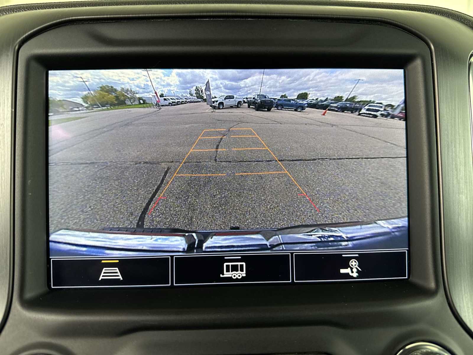 Used 2022 GMC Sierra 1500 AT4 w/ AT4 Preferred Package AWD/4WD image 15