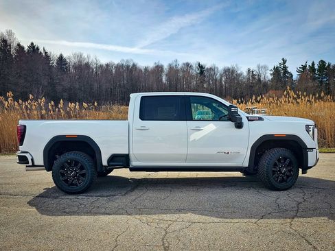 New 2026 GMC Sierra 2500 AT4 w/ AT4 Premium Plus Package image 2
