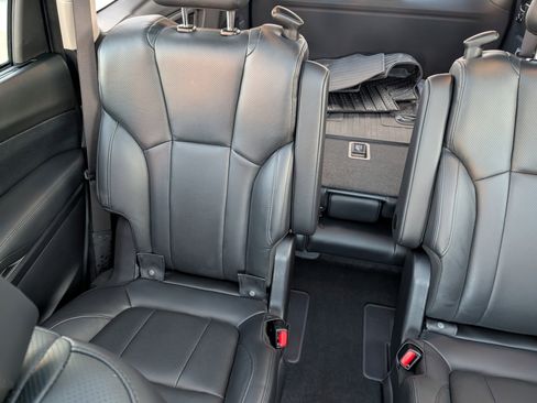 Used 2025 Subaru Ascent Bronze Edition w/ Popular Package #2 image 12