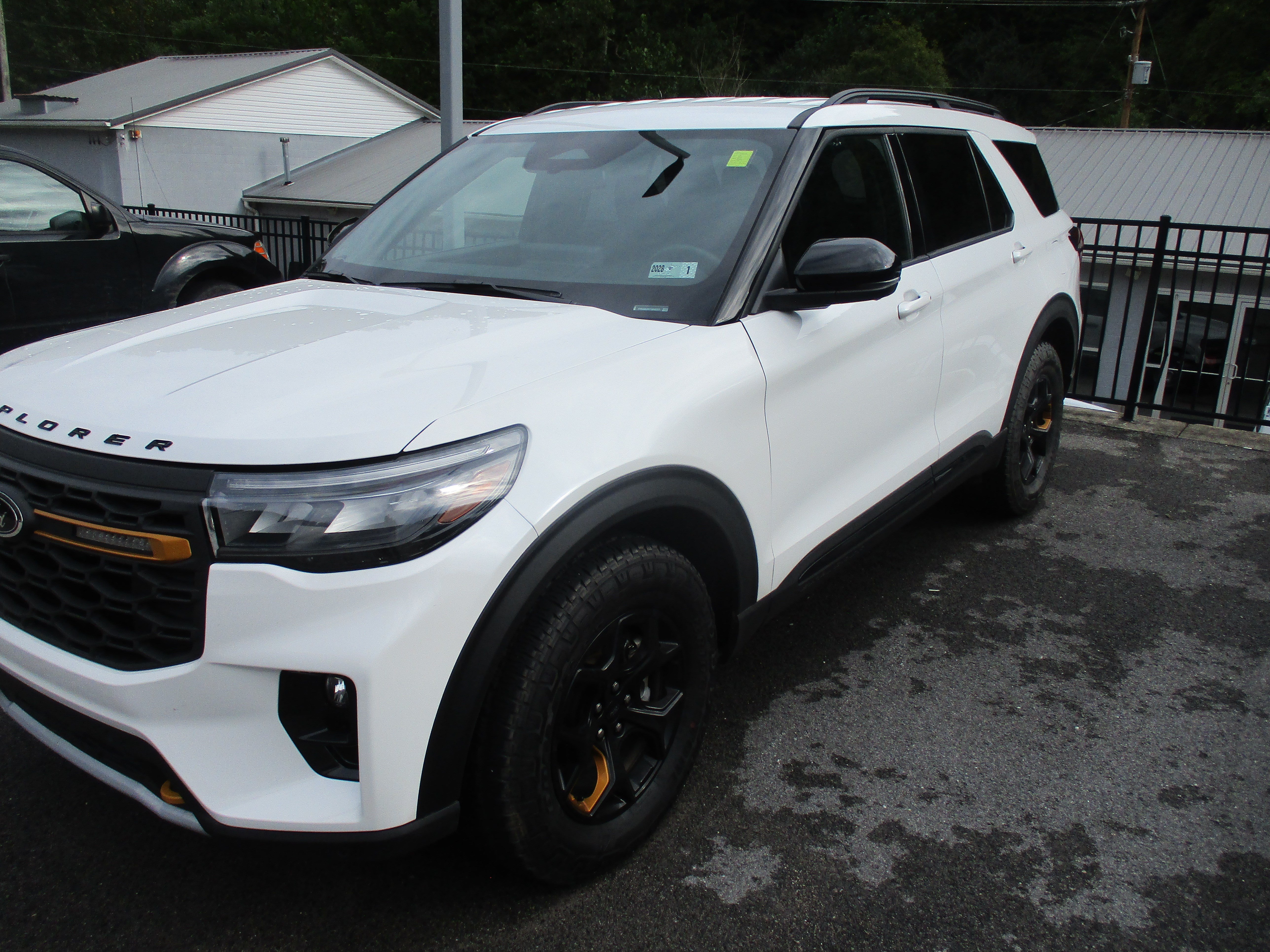 Used 2026 Ford Explorer Tremor w/ Tremor Convenience Package AWD/4WD image 8