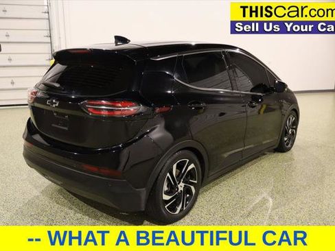 Used 2022 Chevrolet Bolt LT w/ Infotainment Package image 7