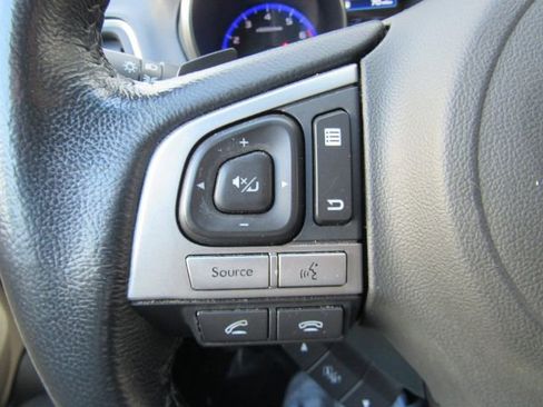 Used 2016 Subaru Outback 2.5i Limited image 38