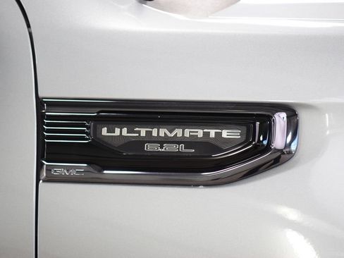Used 2024 GMC Sierra 1500 Denali Ultimate AWD/4WD image 16