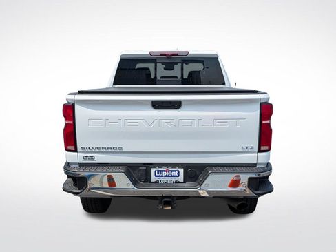 Used 2025 Chevrolet Silverado 2500 LTZ w/ LTZ Convenience Package AWD/4WD image 5