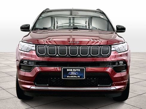 Used 2022 Jeep Compass High Altitude AWD/4WD image 3