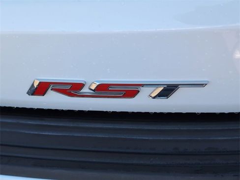 Used 2024 Chevrolet Suburban RST w/ Luxury Package image 31