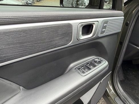 Used 2024 Hyundai Santa Fe Limited image 25