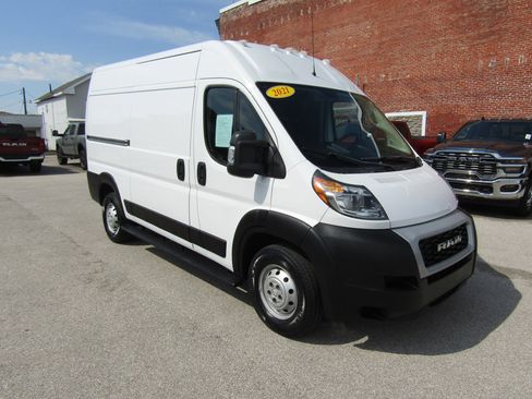 Used 2021 RAM ProMaster 1500 FWD image 1