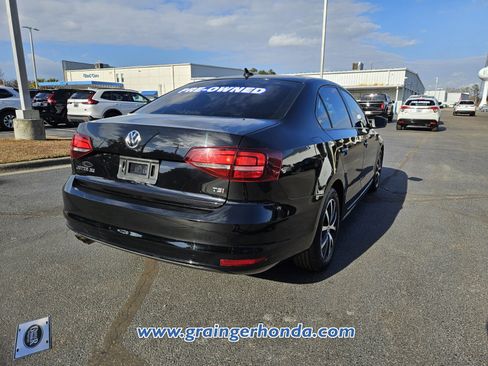 Used 2016 Volkswagen Jetta SE image 7