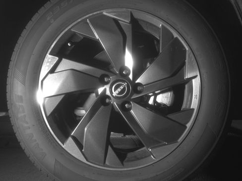 Used 2025 Nissan Rogue SV image 13