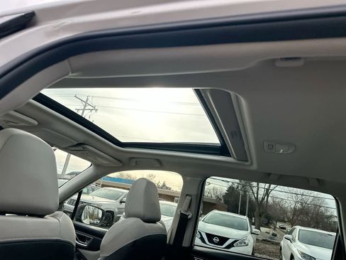 Certified 2023 Subaru Forester Limited image 24