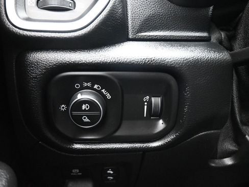Used 2021 RAM 1500 Big Horn AWD/4WD image 26