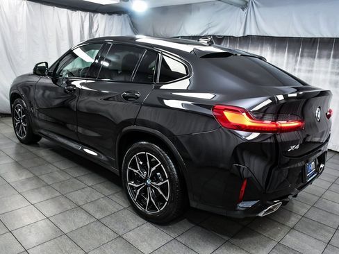 Used 2025 BMW X4 xDrive30i image 4