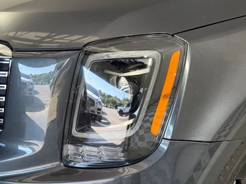 Used 2020 Kia Telluride S FWD image 10