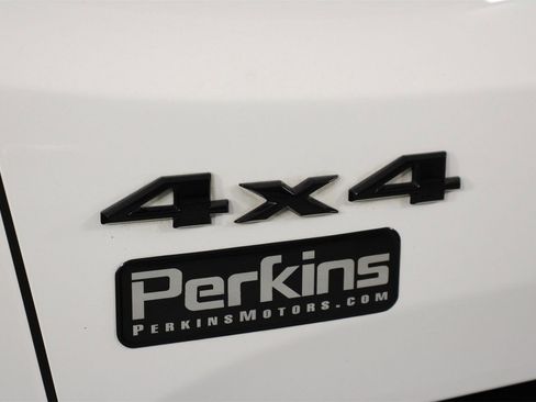 Used 2017 Jeep Renegade Altitude image 19