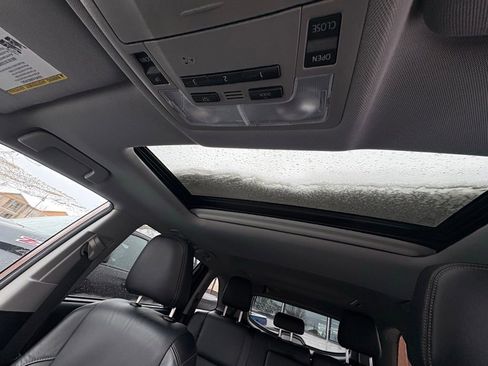 Used 2018 Toyota Highlander XLE image 22