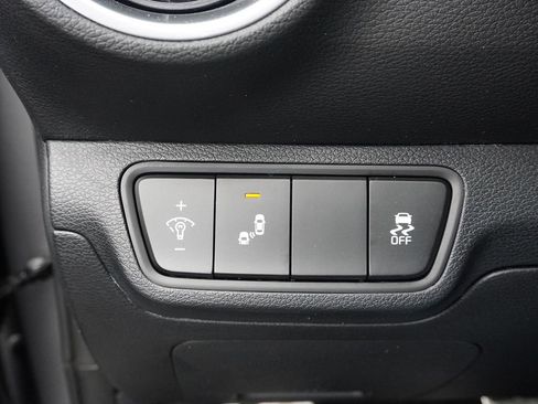 Used 2024 Kia Forte GT-Line w/ GT-Line Premium Package FWD image 41