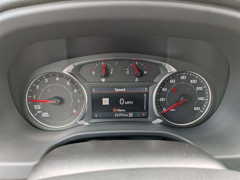 Used 2023 GMC Acadia SLT w/ Preferred Package AWD/4WD image 10