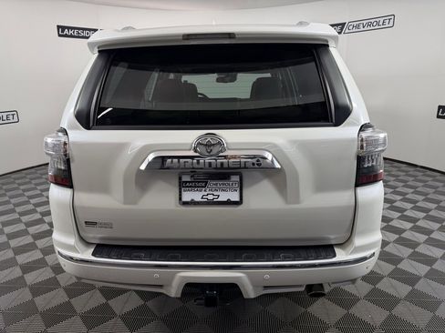 Used 2022 Toyota 4Runner Limited image 9