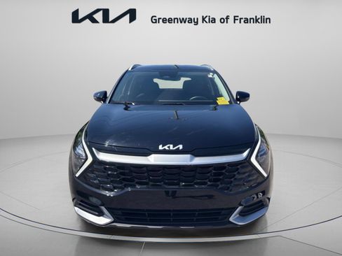 Used 2023 Kia Sportage EX image 2