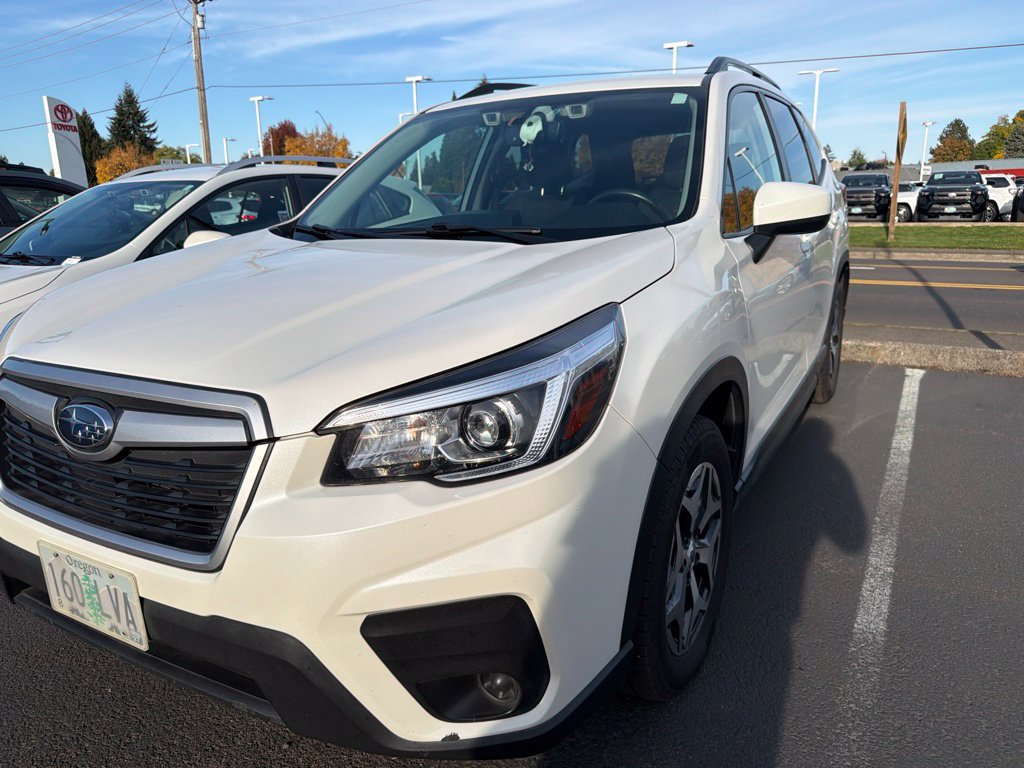 Used 2019 Subaru Forester Premium AWD/4WD image 7