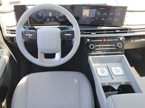 New 2027 Hyundai Santa Fe SE FWD image 6