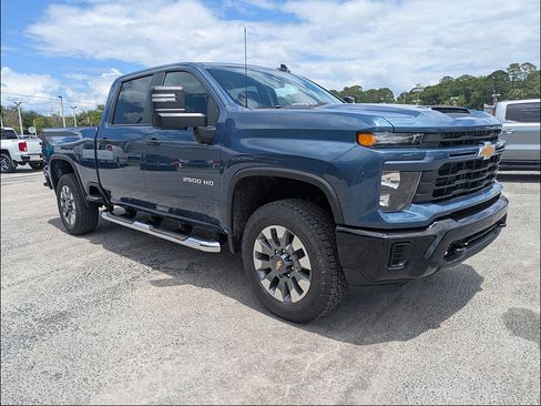 New 2026 Chevrolet Silverado 2500 Custom w/ Custom Convenience Package RWD image 2