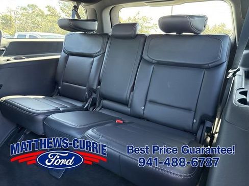 New 2026 Ford Expedition Max Platinum w/ Stealth Appearance Package AWD/4WD image 13