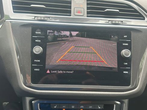 Used 2024 Volkswagen Tiguan S image 24