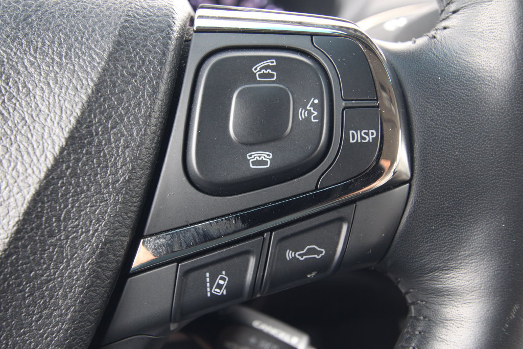 Used 2018 Toyota Avalon Limited w/ All Weather Liner Package FWD image 21