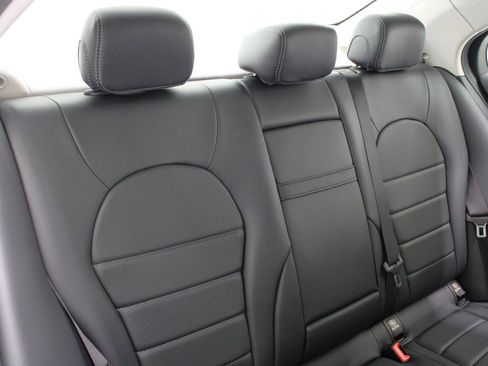 Used 2017 Mercedes-Benz C 300 Sedan image 41