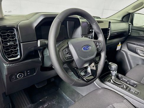 New 2025 Ford Ranger XLT w/ Equipment Group 301A High AWD/4WD image 9