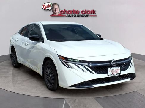 Used 2022 Nissan Sentra SV w/ All-Weather Package FWD image 7
