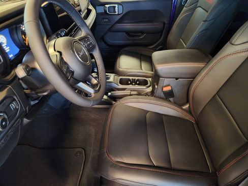 New 2026 Jeep Wrangler Unlimited Rubicon image 13