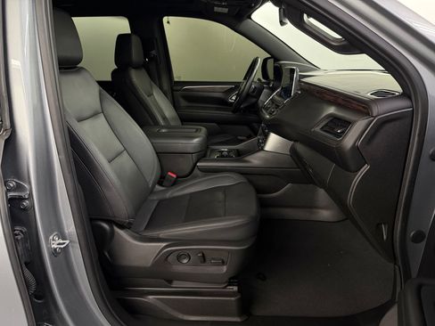 Used 2023 Chevrolet Tahoe Z71 w/ Luxury Package image 34