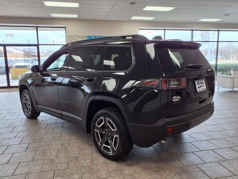 New 2026 Jeep Cherokee Limited image 5