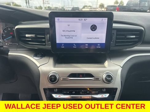 Used 2021 Ford Explorer XLT RWD image 23