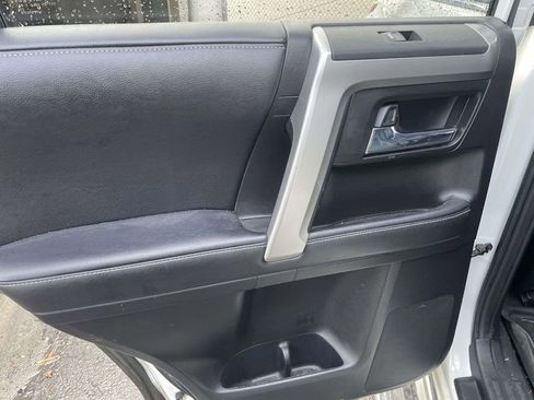 Used 2018 Toyota 4Runner Limited image 19