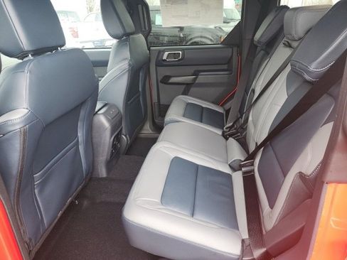 New 2024 Ford Bronco Outer Banks image 17