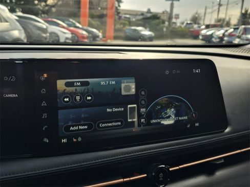 Used 2024 Nissan Ariya FWD image 30