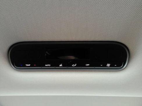 Used 2026 Hyundai Palisade SEL FWD image 38