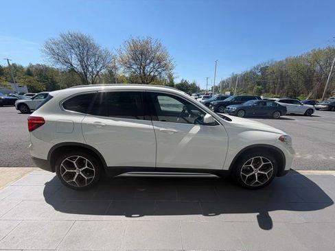 Used 2019 BMW X1 xDrive28i w/ Convenience Package AWD/4WD image 6