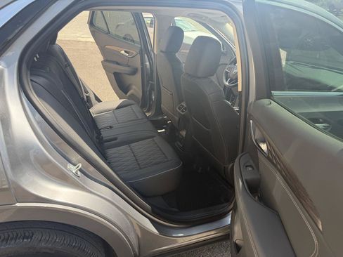 Used 2022 Buick Envision Avenir w/ Technology Package II FWD image 12