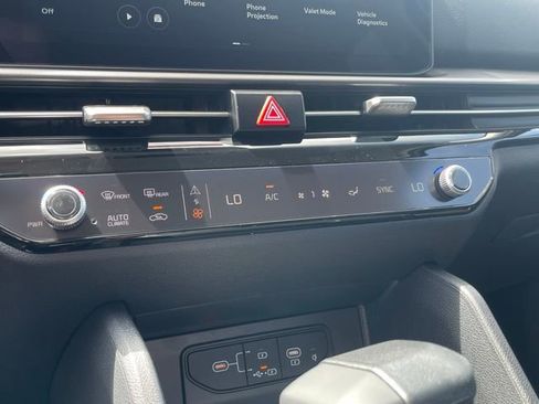 New 2026 Kia Sportage EX image 15