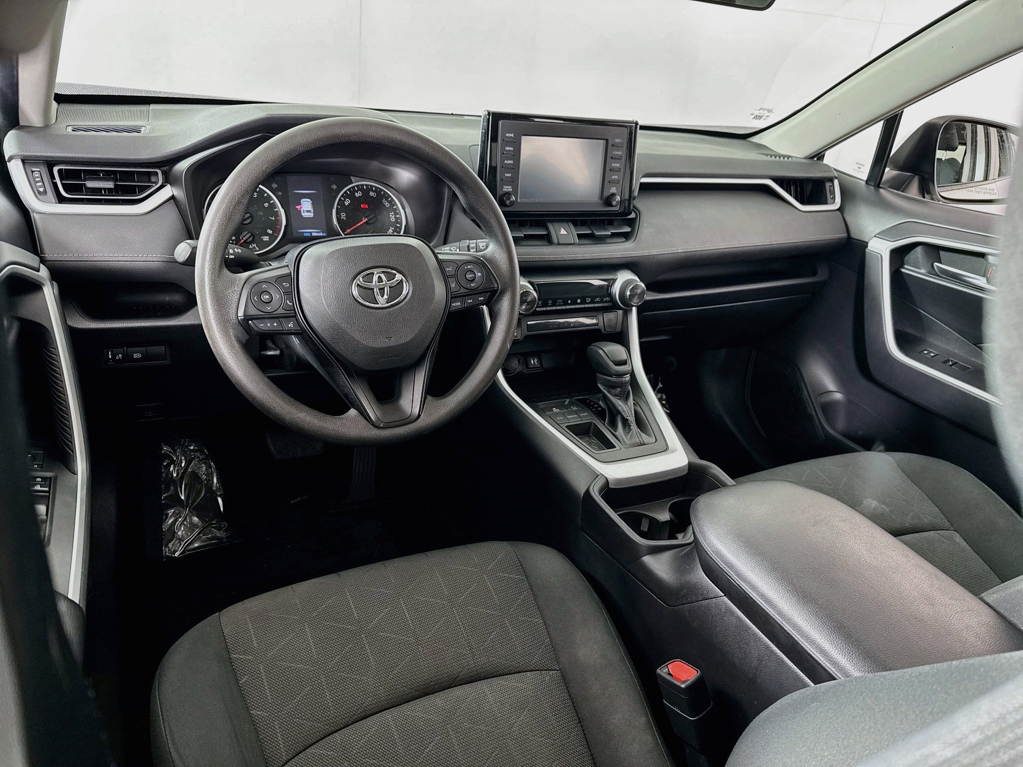 Certified 2019 Toyota RAV4 XLE FWD image 19